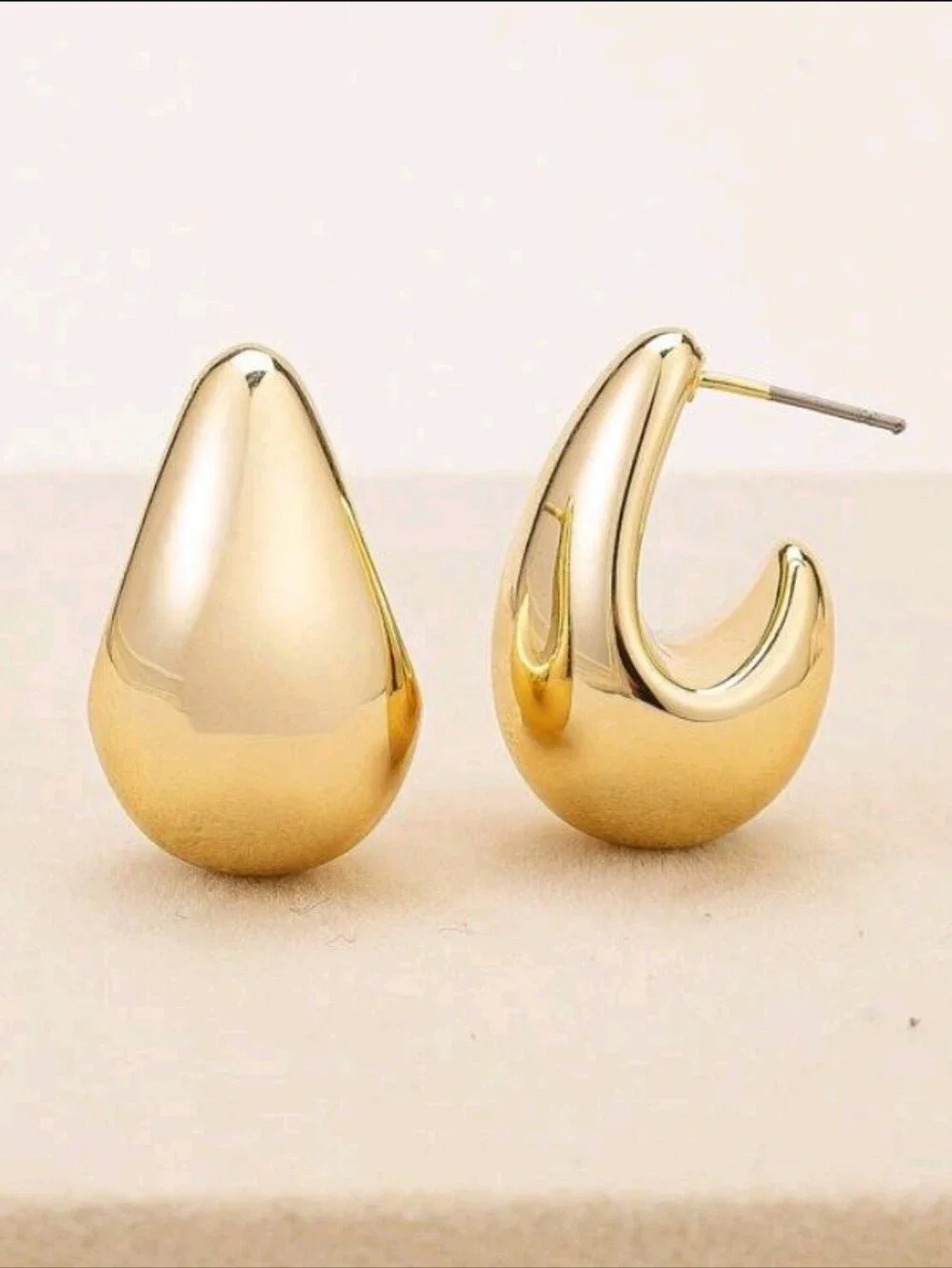 NEW! Minimalist Gold Teardrop Hoop Earrings - Elegant Women's Jewelry